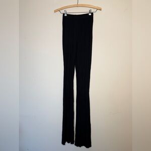 PrettyLittleThing Black Wide Leg  Pull On Pants Sz 2 Long
